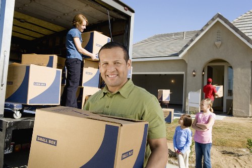 Customer removing items during a storage cancellation or termination process