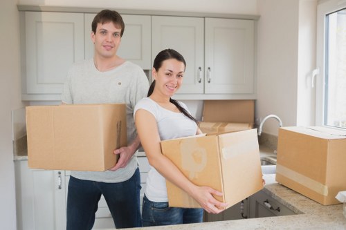 Modern storage service supporting organized living